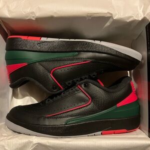Air Jordan 2 Retro Low “XMAS” Brand New Sz 10.5 100% Authentic
